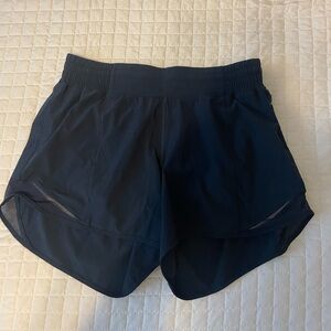 Lululemon Hotty Hot High Rise 4” Shorts